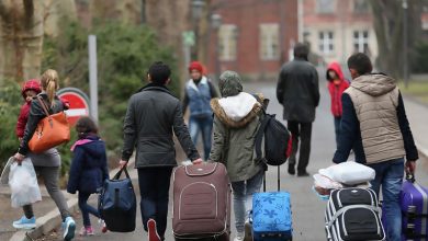 صورة الدنمارك تواصل الضغوط على اللاجئين السوريين لإعادتهم