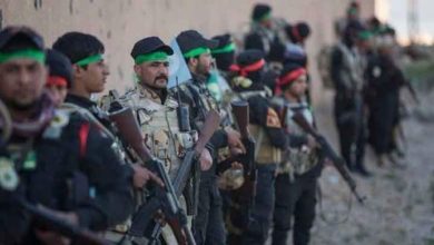 صورة الميليشيات الإيرانية تفصل العشرات من عناصرها لإلحاقهم بالخدمة الإلزامية في دير الزور