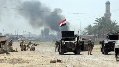 صورة قصف صاروخي يستهدف معسكرا للتحالف الدولي في العراق
