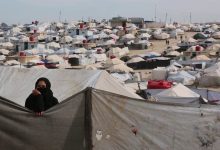 صورة النرويج تستعيد نساء وأطفال من مخيم “روج” في سوريا