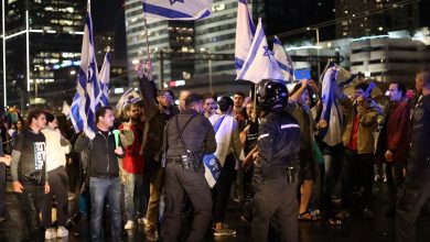 صورة رغم تجميدها.. 165 ألف إسرائيلي يتظاهرون ضد “إصلاح القضاء”