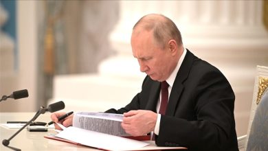 صورة بوتين يصادق على معاهدتين جنائيتين مع النظام السوري